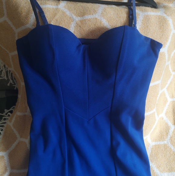 Royal Blue fitted Guess dress - Picture 2 of 5